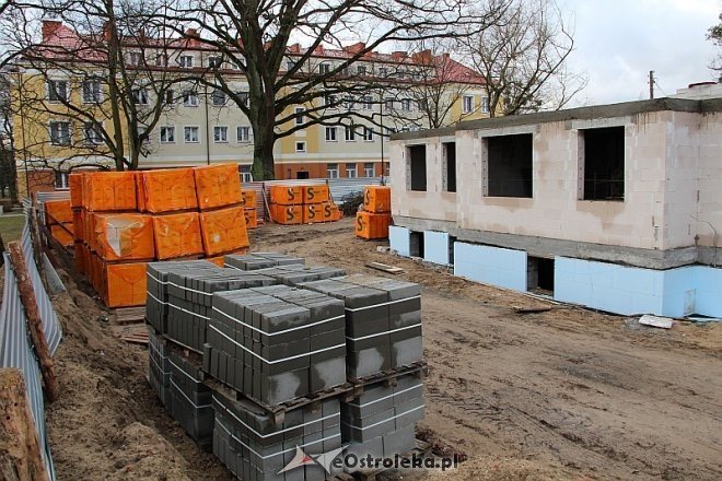 Budowa bloku socjalnego w Ostrołęce [13.01.2013] - zdjęcie #3 - eOstroleka.pl
