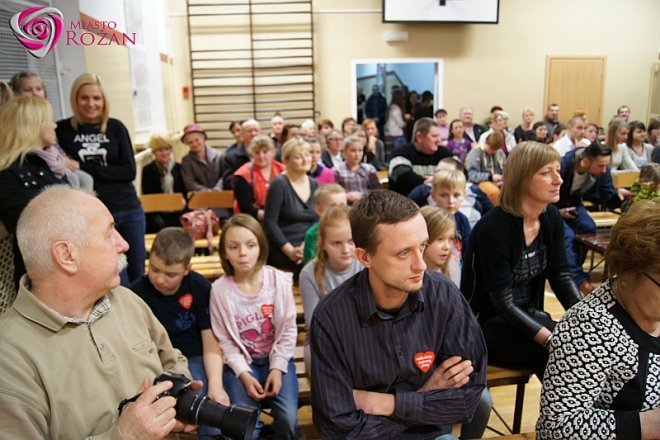WOŚP 2014: W Różanie zebrano ponad 10.000 zł - zdjęcie #13 - eOstroleka.pl