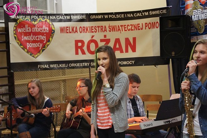 WOŚP 2014: W Różanie zebrano ponad 10.000 zł - zdjęcie #37 - eOstroleka.pl
