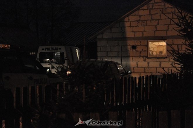 Wybuch w Czarnotrzewiu: Mężczyzna zginął podczas próby rozbrojenia granatu [13.01.2013] - zdjęcie #9 - eOstroleka.pl
