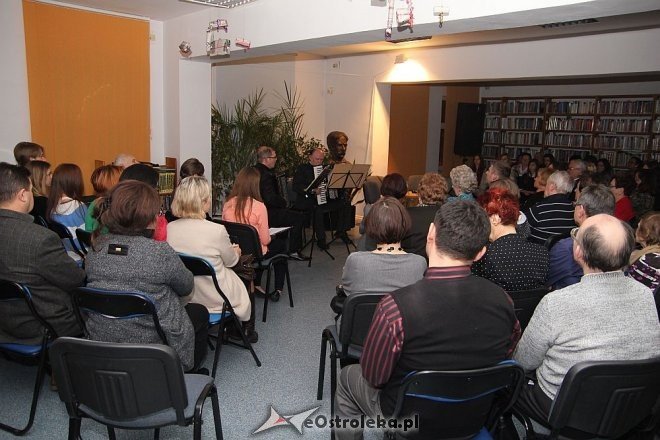 Wieczór w Arce: Spotkanie z Aleksandrą Elżbietą Gawrońską [16.01.2014] - zdjęcie #5 - eOstroleka.pl