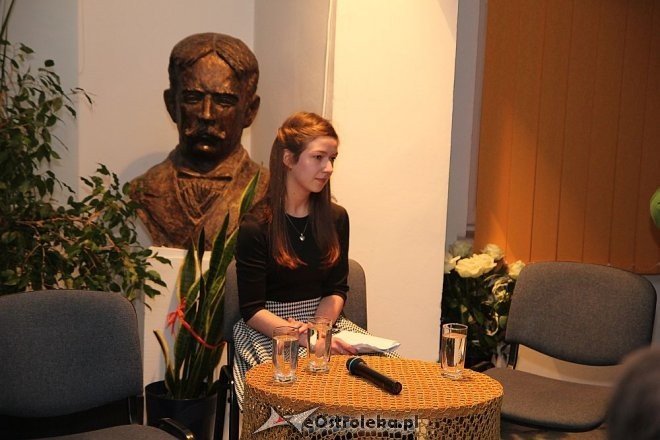 Wieczór w Arce: Spotkanie z Aleksandrą Elżbietą Gawrońską [16.01.2014] - zdjęcie #11 - eOstroleka.pl