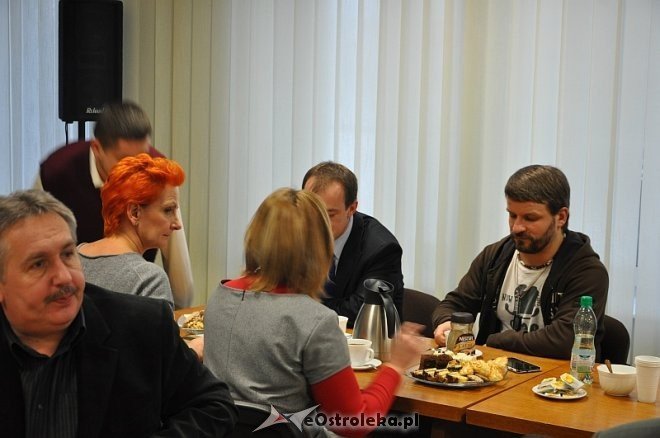 Spotkanie opłatkowe Komisji Promocji i Kultury Rady Miasta [17.01.2014] - zdjęcie #10 - eOstroleka.pl