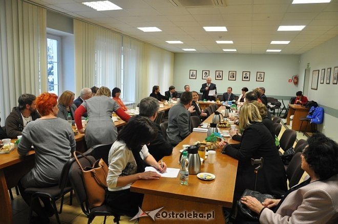 Spotkanie opłatkowe Komisji Promocji i Kultury Rady Miasta [17.01.2014] - zdjęcie #9 - eOstroleka.pl