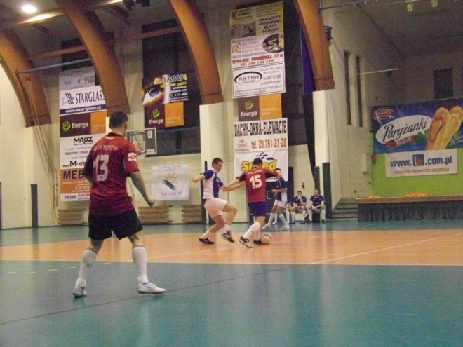 Nocna Liga Futsalu - 6. kolejka (18.01.2014) - zdjęcie #25 - eOstroleka.pl