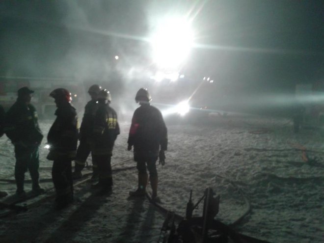 Pożar w Malinowie [18.01.2014] - zdjęcie #3 - eOstroleka.pl