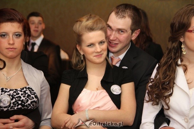 Studniówka ZSZ nr 4 w Ostrołęce [18.01.2014] - zdjęcie #34 - eOstroleka.pl