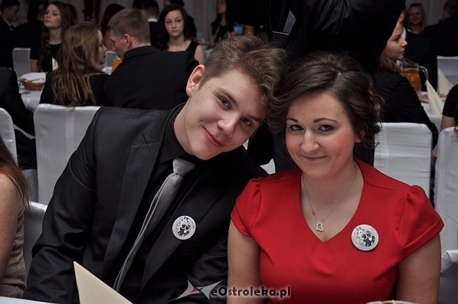 Studniówka ZSZ nr 2 w Ostrołęce [18.01.2014] - zdjęcie #44 - eOstroleka.pl