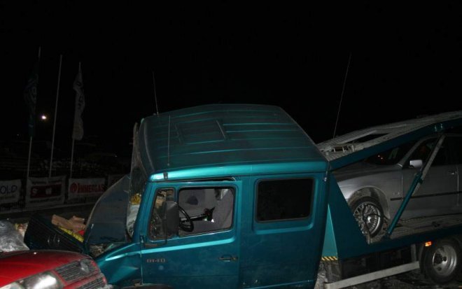 Groźna kolizja na ulicy Warszawskiej [22.010,2014] - zdjęcie #5 - eOstroleka.pl