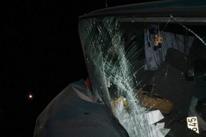 Groźna kolizja na ulicy Warszawskiej [22.010,2014] - zdjęcie #3 - eOstroleka.pl