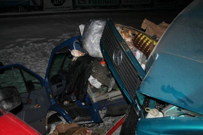 Groźna kolizja na ulicy Warszawskiej [22.010,2014] - zdjęcie #2 - eOstroleka.pl