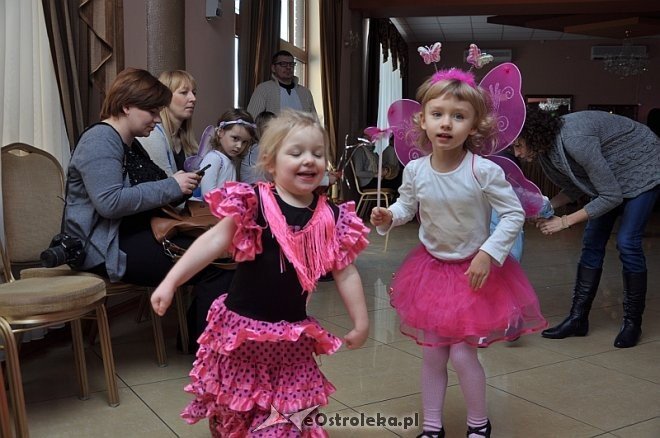 Wielki Bal Karnawałowy dla Dzieci [ZDJĘCIA] - zdjęcie #14 - eOstroleka.pl