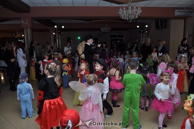 Wielki Bal Karnawałowy dla Dzieci [ZDJĘCIA] - zdjęcie #31 - eOstroleka.pl