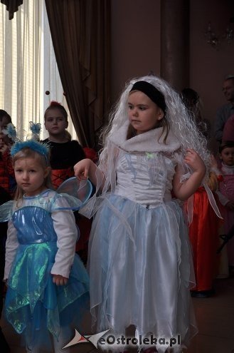 Wielki Bal Karnawałowy dla Dzieci [ZDJĘCIA] - zdjęcie #19 - eOstroleka.pl