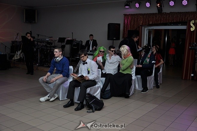 Studniówka II LO [25.01.2014] - zdjęcie #65 - eOstroleka.pl