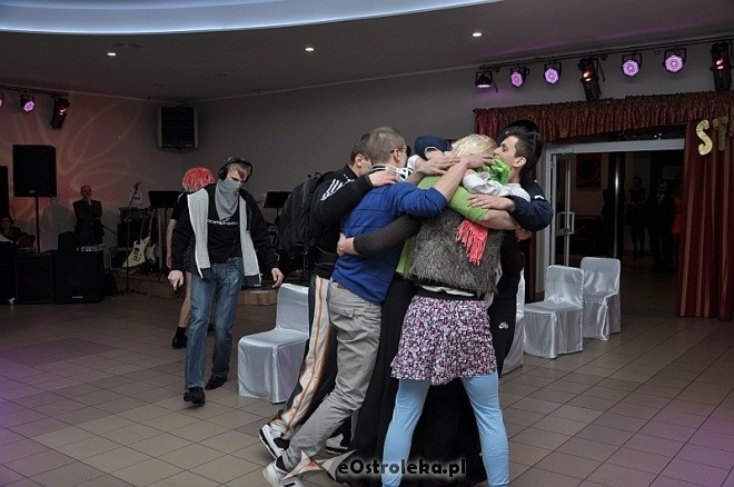 Studniówka II LO [25.01.2014] - zdjęcie #58 - eOstroleka.pl