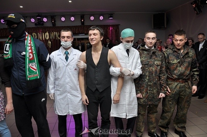 Studniówka II LO [25.01.2014] - zdjęcie #50 - eOstroleka.pl
