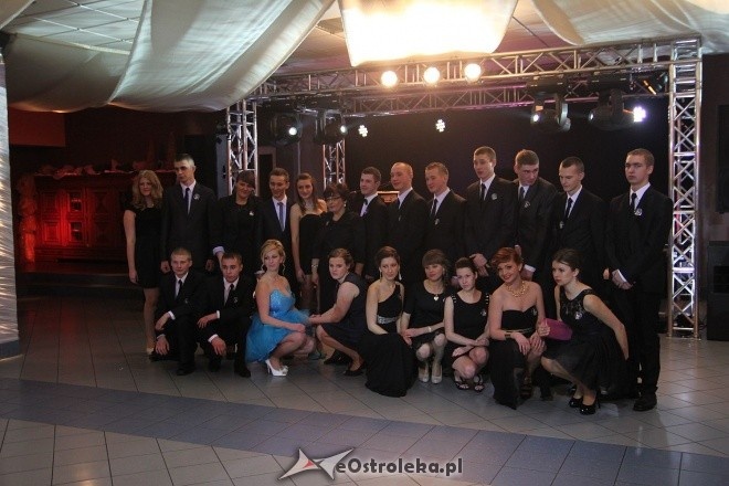 Studniówka ZSZ nr 3 w Ostrołęce [25.01.2014] - zdjęcie #93 - eOstroleka.pl