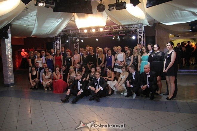 Studniówka ZSZ nr 3 w Ostrołęce [25.01.2014] - zdjęcie #89 - eOstroleka.pl