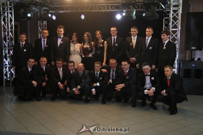 Studniówka ZSZ nr 3 w Ostrołęce [25.01.2014] - zdjęcie #80 - eOstroleka.pl