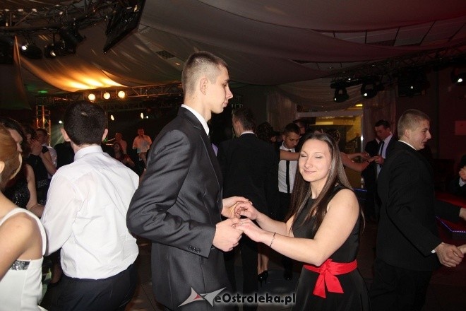 Studniówka ZSZ nr 3 w Ostrołęce [25.01.2014] - zdjęcie #74 - eOstroleka.pl