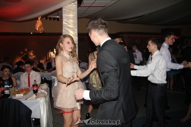 Studniówka ZSZ nr 3 w Ostrołęce [25.01.2014] - zdjęcie #47 - eOstroleka.pl