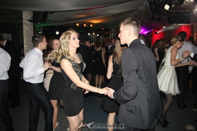 Studniówka ZSZ nr 3 w Ostrołęce [25.01.2014] - zdjęcie #44 - eOstroleka.pl