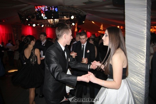 Studniówka ZSZ nr 3 w Ostrołęce [25.01.2014] - zdjęcie #40 - eOstroleka.pl