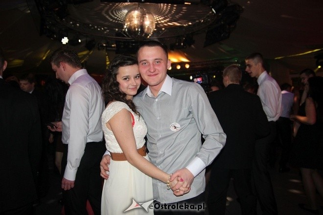 Studniówka ZSZ nr 3 w Ostrołęce [25.01.2014] - zdjęcie #31 - eOstroleka.pl