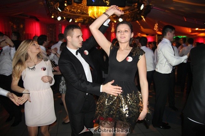 Studniówka ZSZ nr 3 w Ostrołęce [25.01.2014] - zdjęcie #4 - eOstroleka.pl
