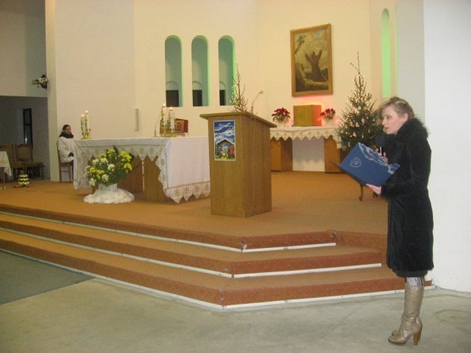 Biskup Bronakowski z wizytą w ostrołęckiej „dziesiątce” [27.01.2014] - zdjęcie #2 - eOstroleka.pl