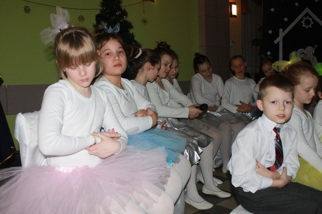 Biskup Bronakowski z wizytą w ostrołęckiej „dziesiątce” [27.01.2014] - zdjęcie #4 - eOstroleka.pl