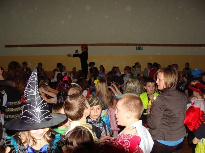 Noworoczna dyskoteka w Szkole Podstawowej nr 6 [28.01.2014] - zdjęcie #5 - eOstroleka.pl