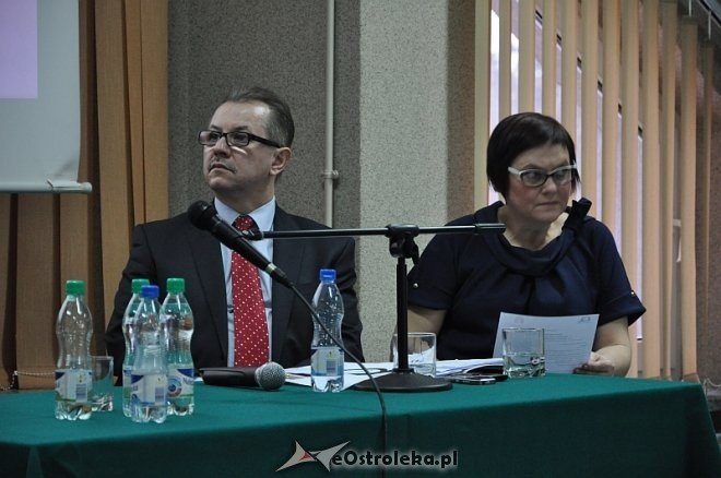 „Indywidualne nauczanie w aspektach prawnym i praktycznym” - debata oświatowa [19.01.2014] - zdjęcie #11 - eOstroleka.pl