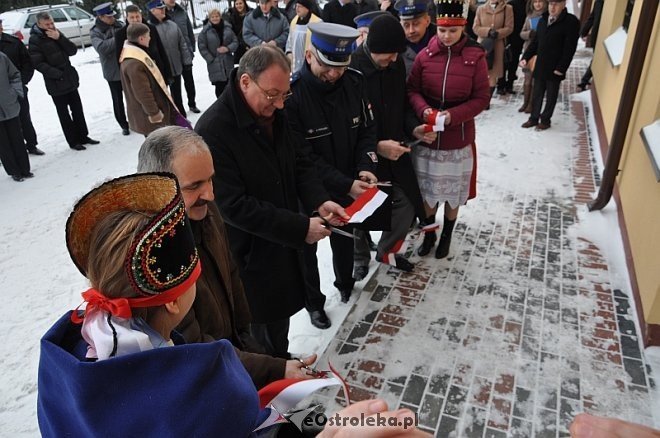 Oddanie nowego posterunku w Baranowie [29.01.2014] - zdjęcie #16 - eOstroleka.pl