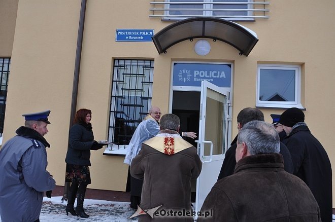 Oddanie nowego posterunku w Baranowie [29.01.2014] - zdjęcie #11 - eOstroleka.pl