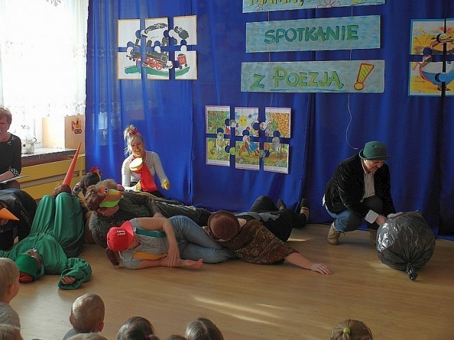 Mama, tata i ja - spotkanie z poezją [30.01.2014] - zdjęcie #17 - eOstroleka.pl