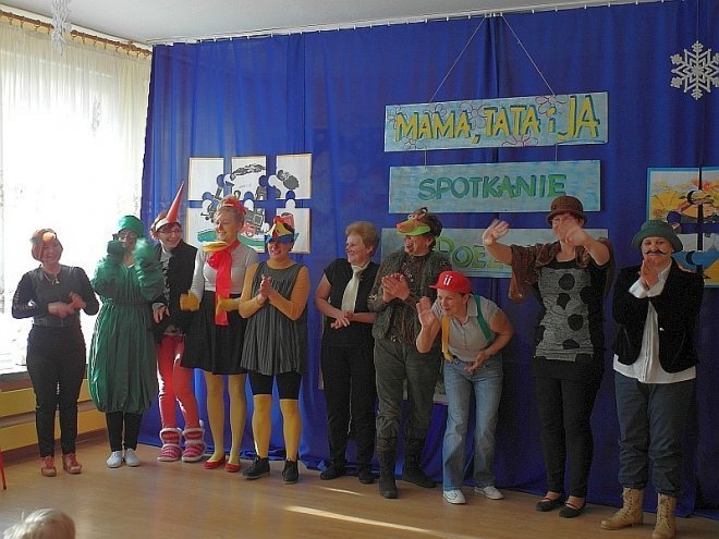 Mama, tata i ja - spotkanie z poezją [30.01.2014] - zdjęcie #15 - eOstroleka.pl