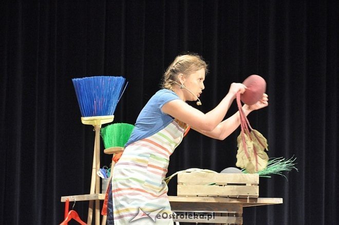 „Bajkowy Stragan” – Spektakl teatralny dla najmłodszych [02.02.2014] - zdjęcie #8 - eOstroleka.pl
