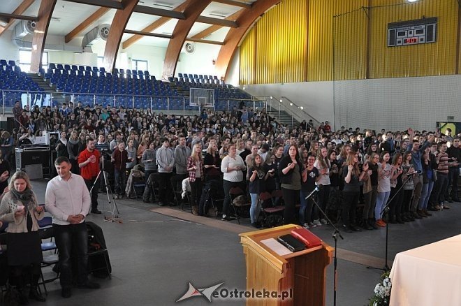 Rekolekcje wielkopostne dla uczniów I i II LO w Ostrołęce [05.02.2014] - zdjęcie #9 - eOstroleka.pl