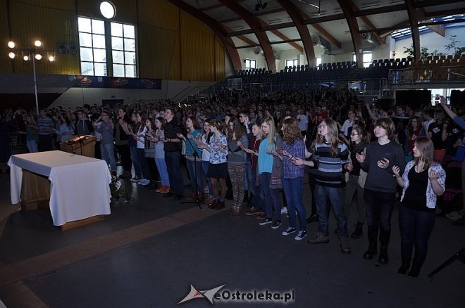Rekolekcje wielkopostne dla uczniów I i II LO w Ostrołęce [05.02.2014] - zdjęcie #15 - eOstroleka.pl