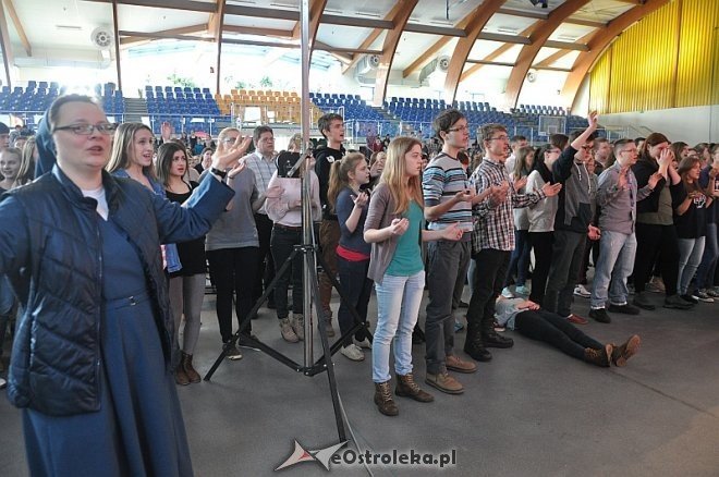 Rekolekcje wielkopostne dla uczniów I i II LO w Ostrołęce [05.02.2014] - zdjęcie #26 - eOstroleka.pl