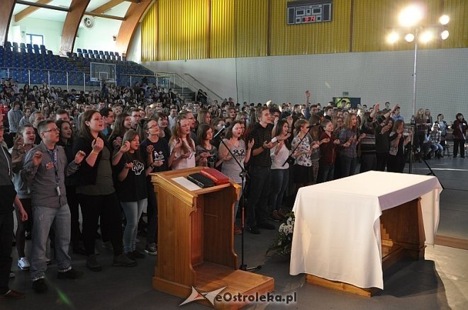 Rekolekcje wielkopostne dla uczniów I i II LO w Ostrołęce [05.02.2014] - zdjęcie #28 - eOstroleka.pl