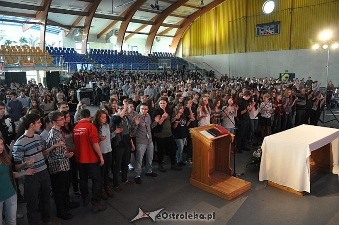 Rekolekcje wielkopostne dla uczniów I i II LO w Ostrołęce [05.02.2014] - zdjęcie #32 - eOstroleka.pl