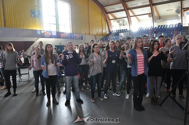Rekolekcje wielkopostne dla uczniów I i II LO w Ostrołęce [05.02.2014] - zdjęcie #38 - eOstroleka.pl