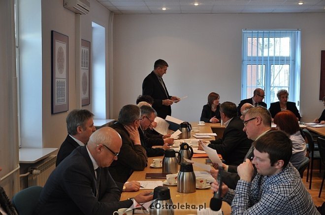 Zmiany w budżecie powiatu ostrołęckiego na rok 2014 [05.02.2014] - zdjęcie #11 - eOstroleka.pl