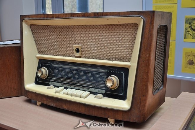 Otwarcie wystawy i prelekcje dla młodzieży [06.02.2014] - zdjęcie #4 - eOstroleka.pl