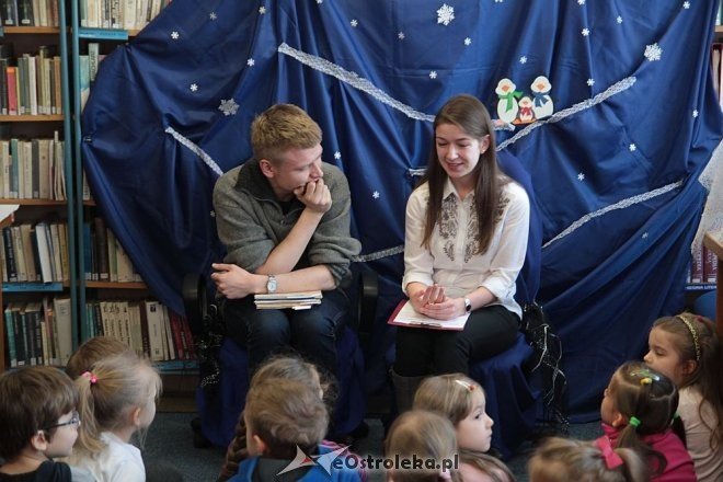 Przedszkolaki z miejskiej „jedynki” i „dziewiątki” dowiedziały się jak powstają wiersze [ZDJĘCIA] - zdjęcie #32 - eOstroleka.pl