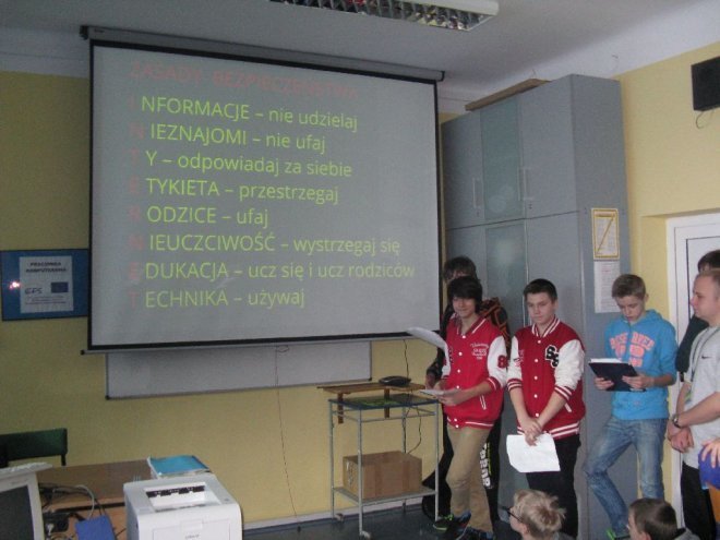 Szkolne Dni Ochrony Danych Osobowych w Zespole Szkół nr 4 - zdjęcie #6 - eOstroleka.pl