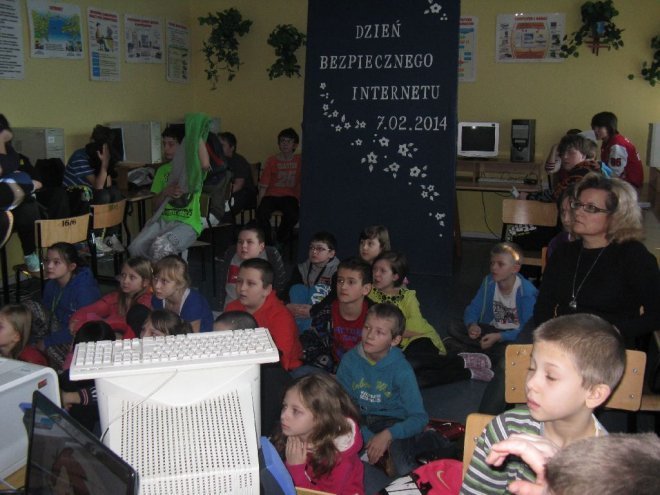 Szkolne Dni Ochrony Danych Osobowych w Zespole Szkół nr 4 - zdjęcie #3 - eOstroleka.pl